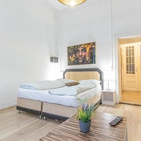 Chic Apartment- Suitable For Longstays Near Matzleinsforferplatz فيينا المظهر الخارجي الصورة